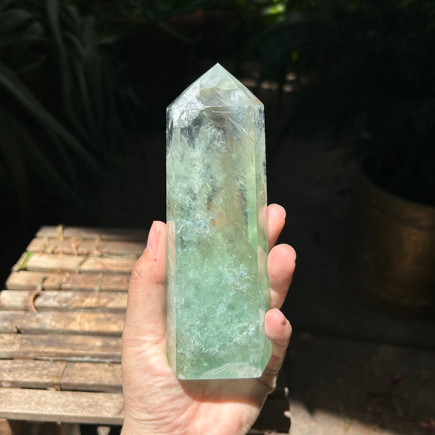 Fluorite Mint Green Tower (Rainbow Flash!)