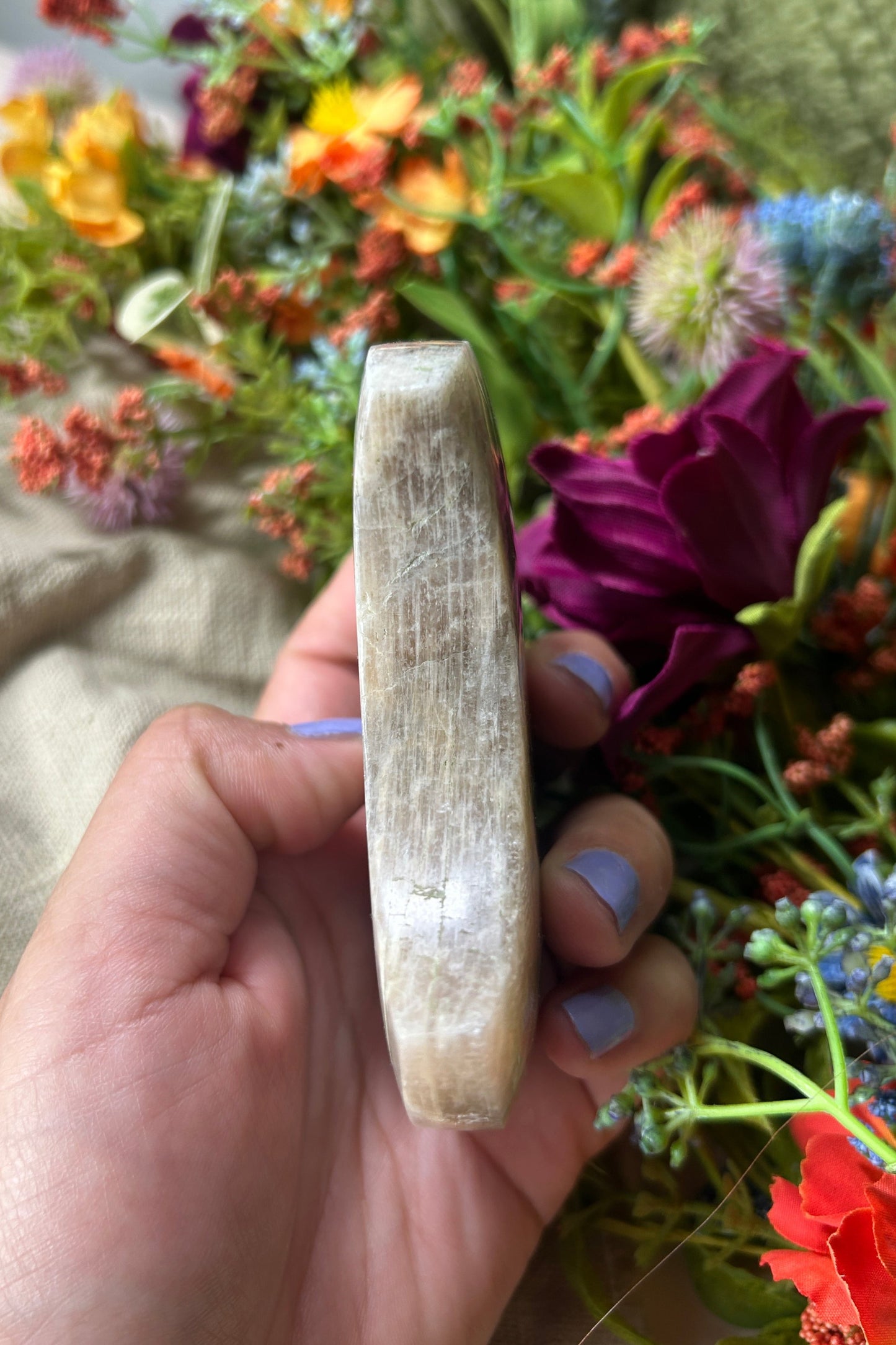 Moonstone Carving of the Moon (Flashy!)