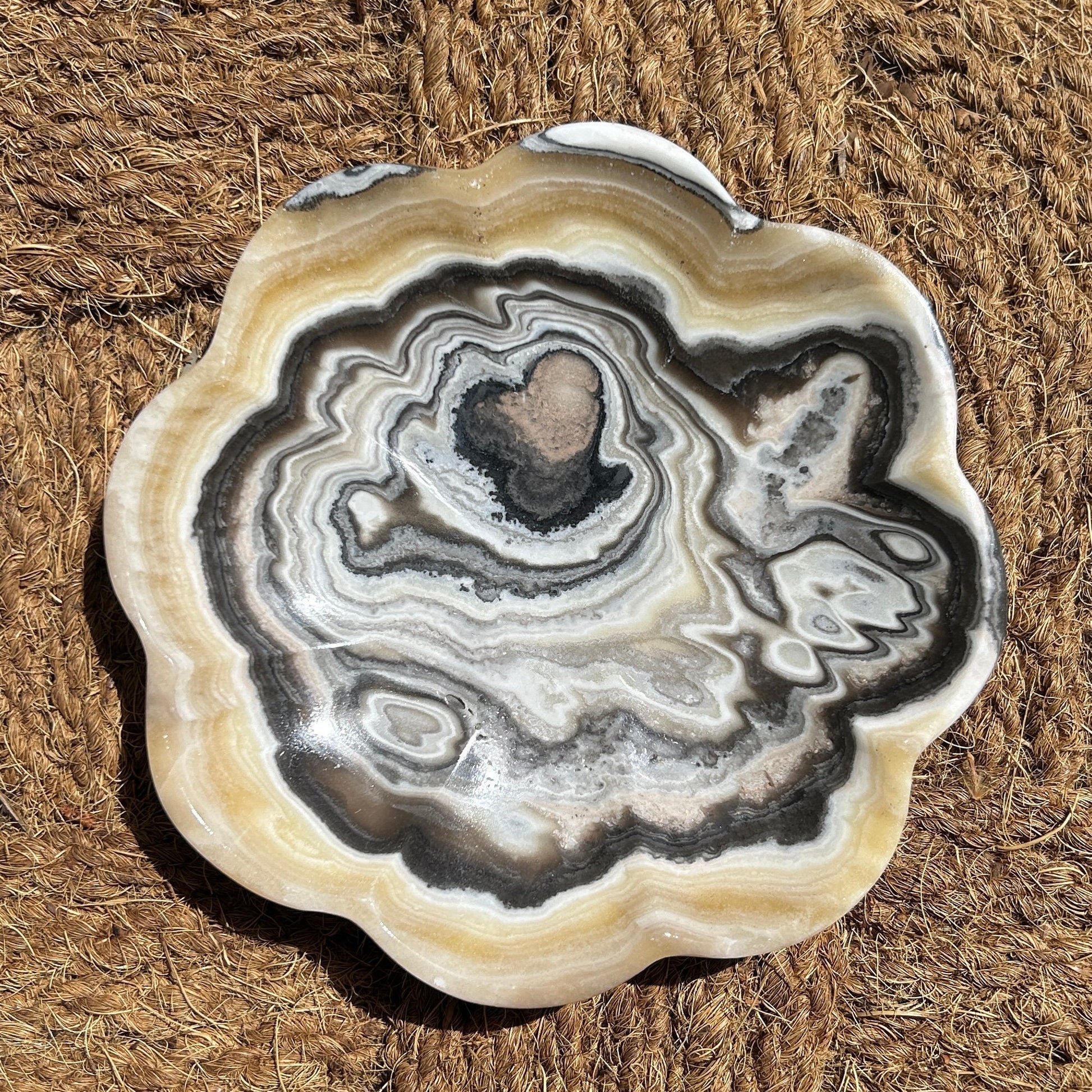 Unique Onyx 'Margarita' Polished Plate from Mexico