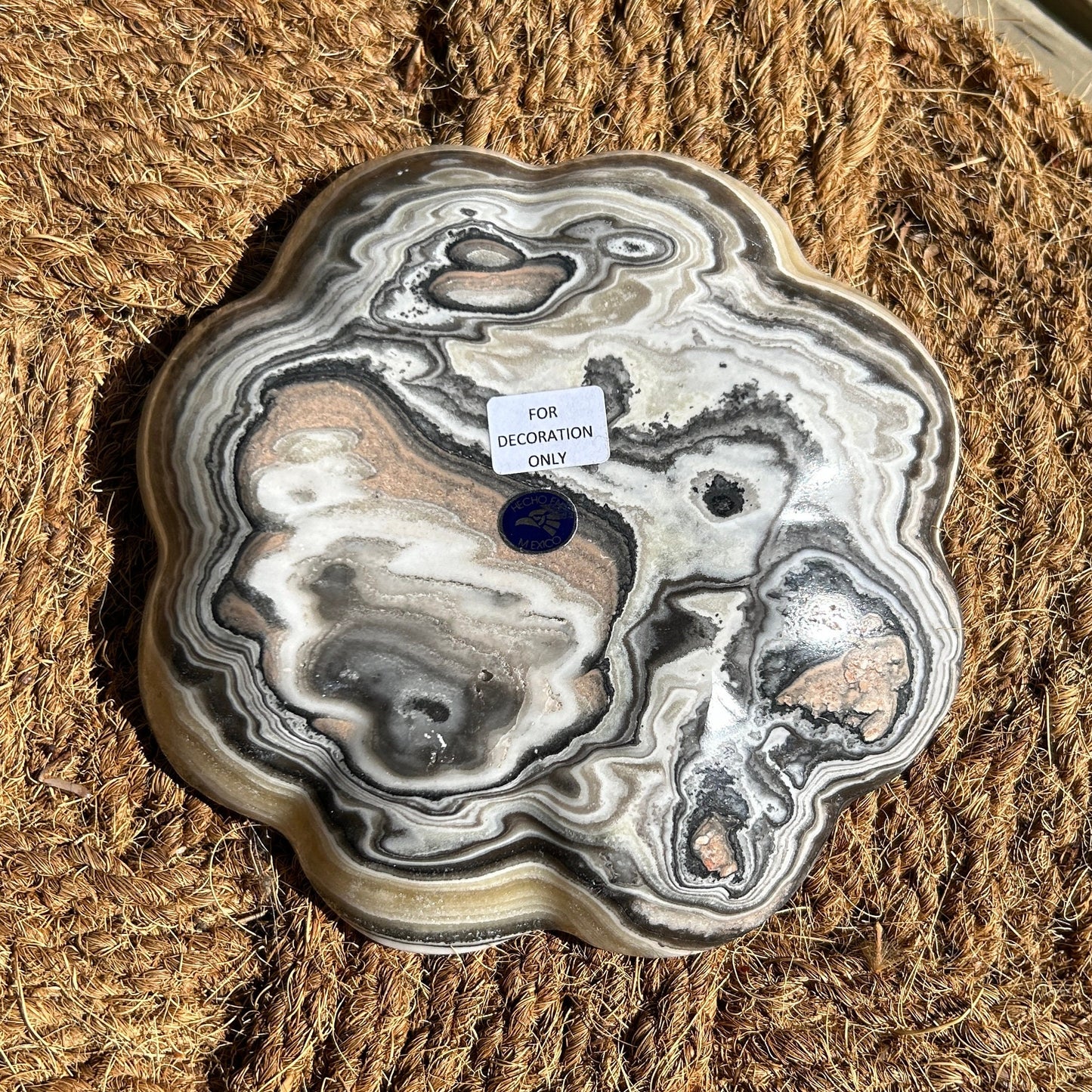 Unique Onyx 'Margarita' Polished Plate from Mexico